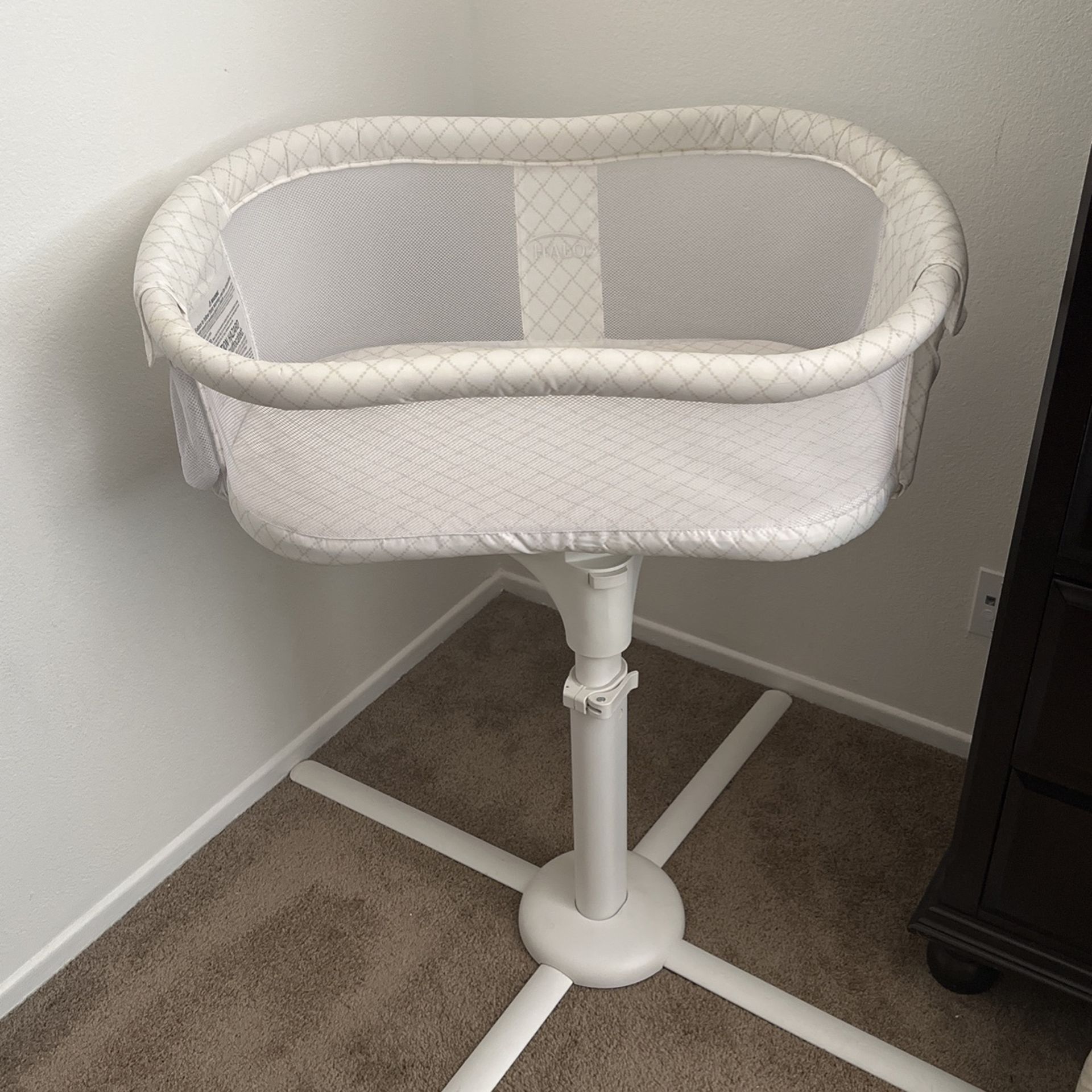HALO Bassinet