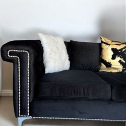 🛋️ Black Reversible Chaise Sectional Sofa 🛋️