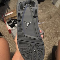 jordan 4