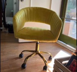 Velvet Desk Chair
