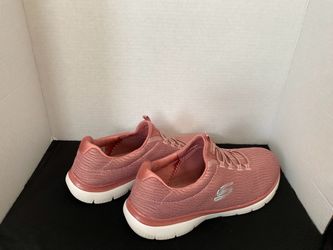 Skechers Women’s Slip On’s 10