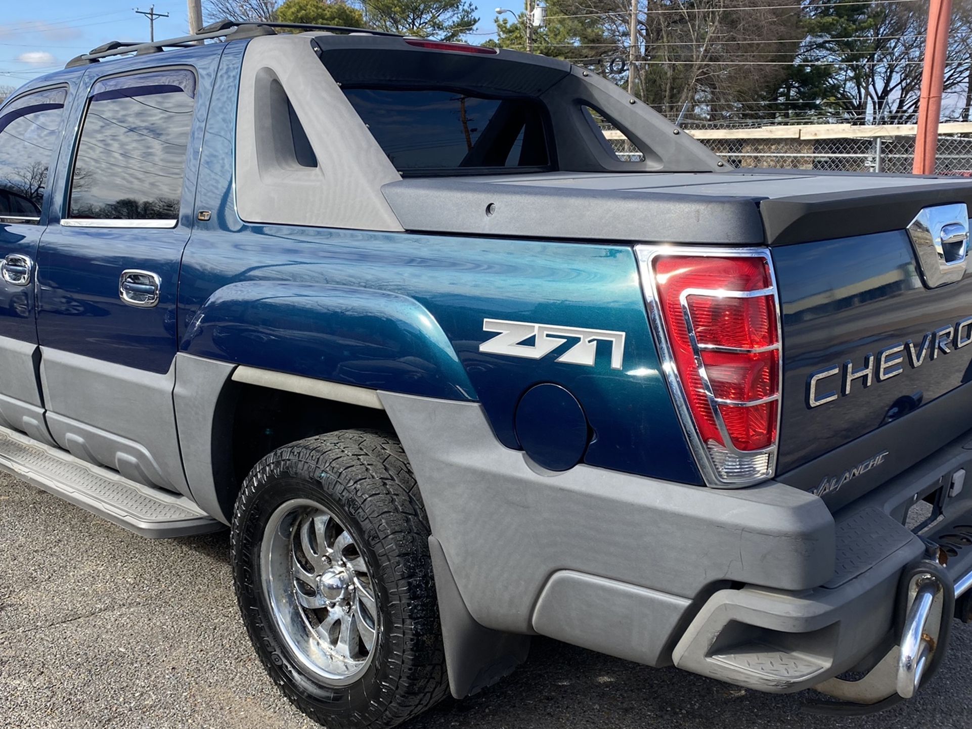 2005 Chevy avalanche