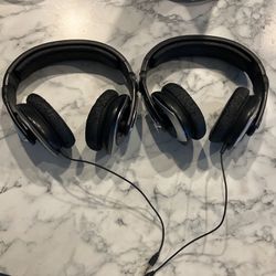 Sennheiser 335 DJ/studio headphones