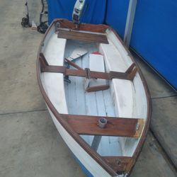 10 By 4 Feet Fiberglass Dinghy