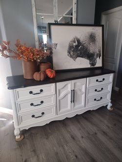 large bedroom set 3 pieces