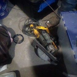 DeWalt Skill Saw