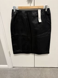 Ladies Apt. 9 Leather Skirt NWT SZ 8