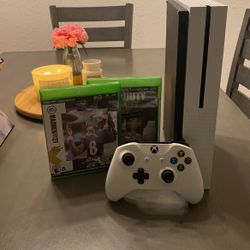 Xbox One S / Games and accessories