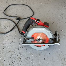 CRAFTSMAN 15 -Amp 7-1/4-in Circular saw