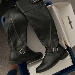 ALDO Women Boots Size 6
