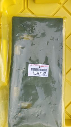 License plate bracket part# 52114-30210