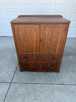 Vintage Cavalier chest/dresser