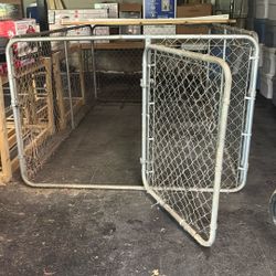 Chain link Dog Run With Gate