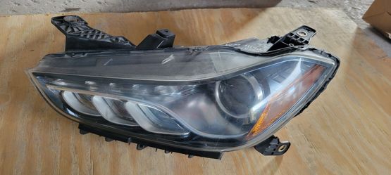 2014 - 2017 MASERATI GHIBLI HEADLIGHT FRONT LEFT LH DRIVER SIDE HALOGEN W/MODULE OEM USED (contact info removed)76