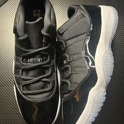 Jordan 11 Low Space Jam Size 11.5 New