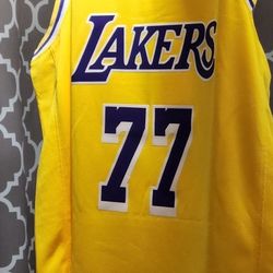 Lakers Doncic Xl Adult Jersey