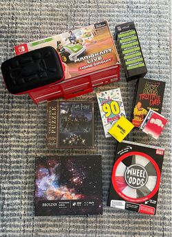 Game Bundle - Mario Kart Live Home Circuit