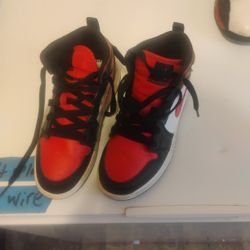 Nike Jordan size 1y