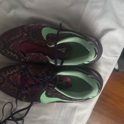 kobe 8 pit viper size 11.5