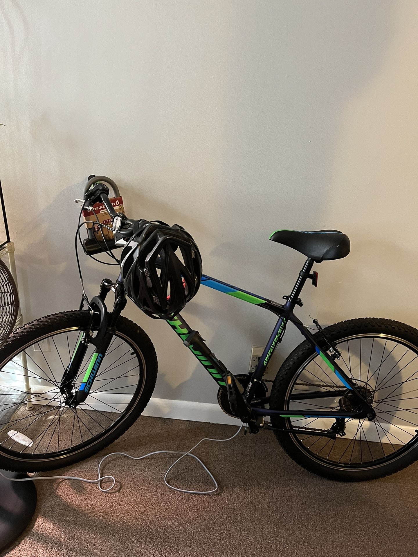 Bike Brand New Size 26” Included Padlock New Halmet End Air Pump
