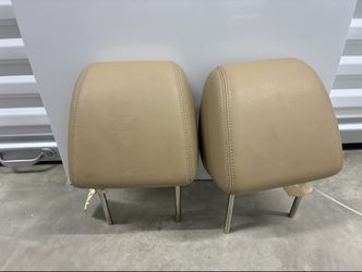 2007-2013 Chevy Avalanche Rear Headrest Pair Black Leather OEM