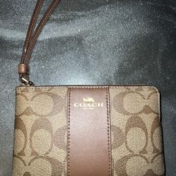 COACH WALLET **BRAND NEW*