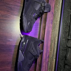 Jordan 4 black cat