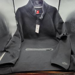 Nike Sportswear Tech Fleece Men Sz 2XL-TTALL 1/2-Zip Sweatshirt Black FB7998-010