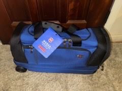 Victirinox werks traveler 3.0 rolling duffle bag