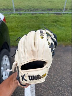 NEW WILSON A2000 11.5