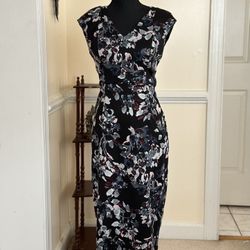 London Style Sleeveless Floral Sheath Dress