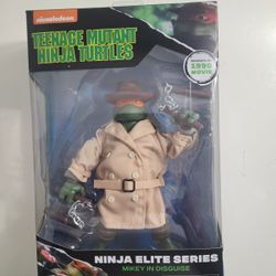 TMNT MIKEY IN DISGUISE - New In Box