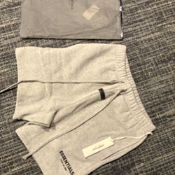 Fear of god essentials sweatshorts grey