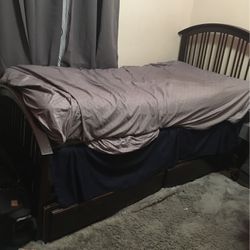 Twin Bed w/trundle 