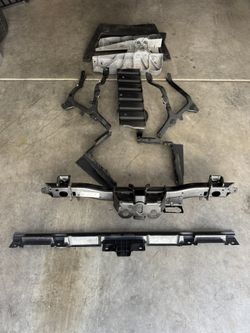 OEM Tesla CYBERTRUCK Rear Bumper & Support Frame and Tow Hitch