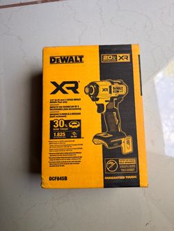 DEWALT 20V XR Impact Driver and battery