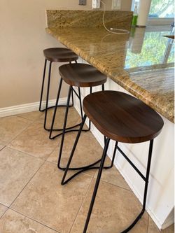 Bar stools set of 3