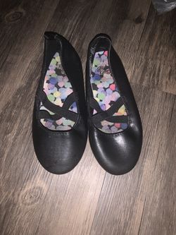 Girls flats