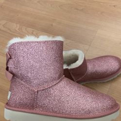 Pink Uggs 