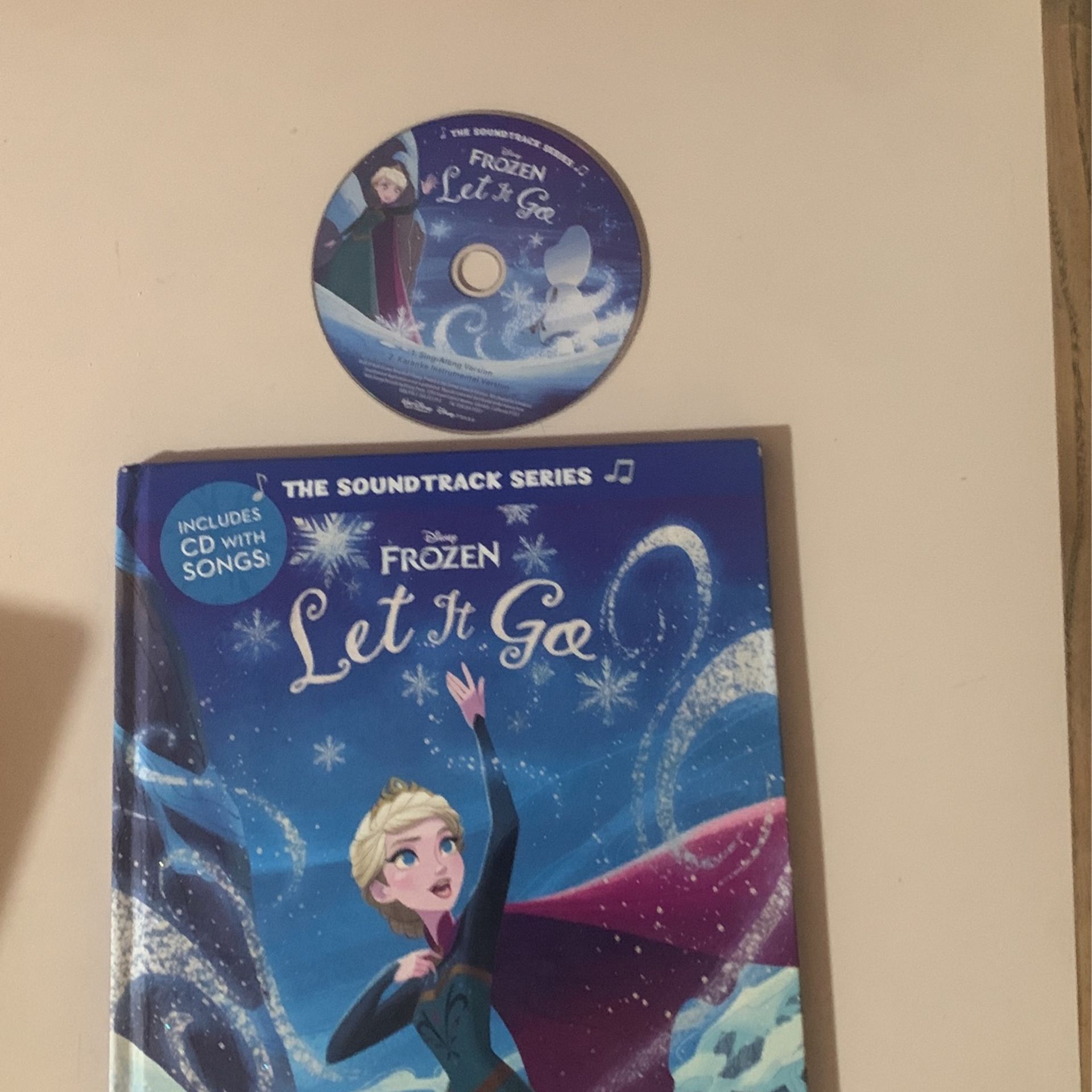 The Soundtrack Series Disney Frozen Let It Go Elsa Read And Sing Along Book With CD