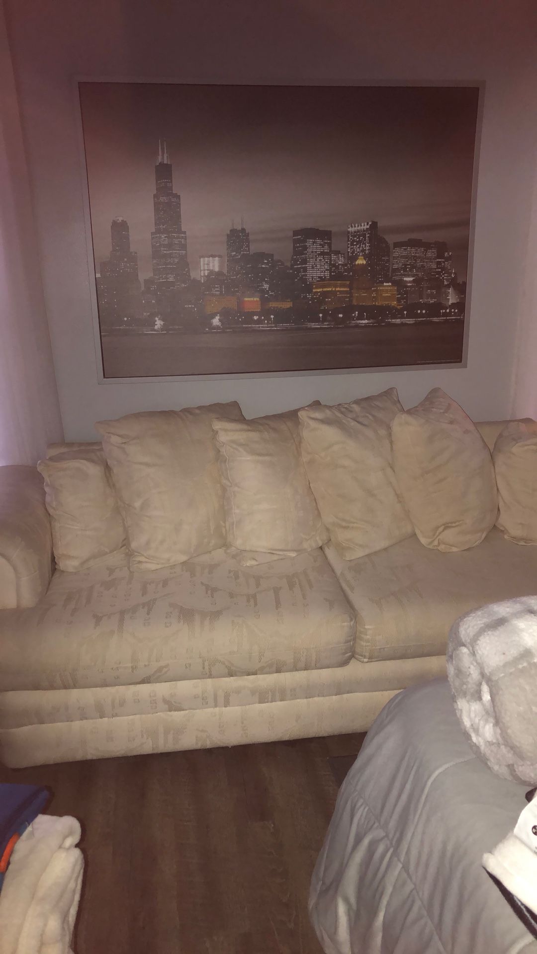Couch and loveseat. Good condition no stains no tears smoke-free house.