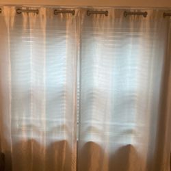 Curtain Rod And Curtains R
