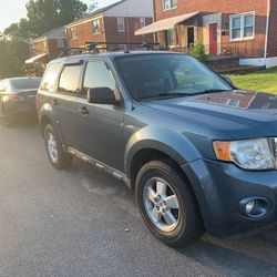2010 Ford escape 