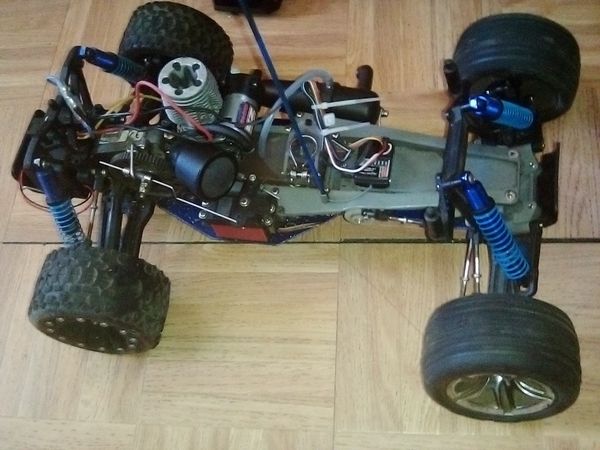 traxxas nitro rustler 2.5