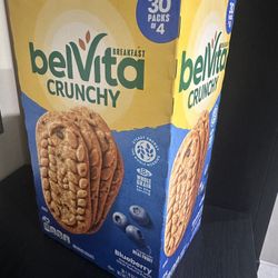 belVita CRUNCHY Blueberry 