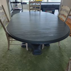 Chalk Painted Pedestal Table And 4 Chairs 
