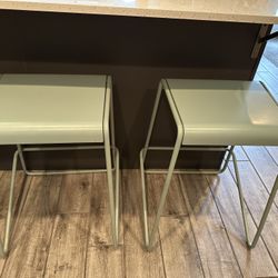 Counter Height Stools 