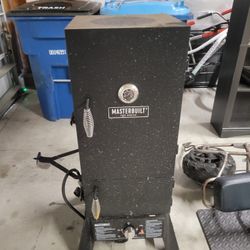 Masterbuilt Smoker