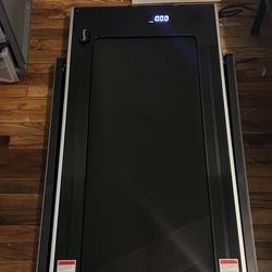 Black & Silver Smartfit Treadmill