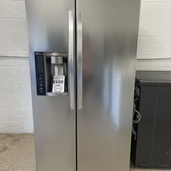 🕎 LG 26.2 cu ft Side by Side Refrigerator with Ice Maker, Water and Ice Dispenser (Stainless Steel)🕎